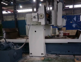 高精度行星轉臺式自動噴砂機