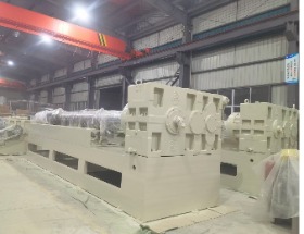 昆山舊機械設(shè)備表面噴漆翻新